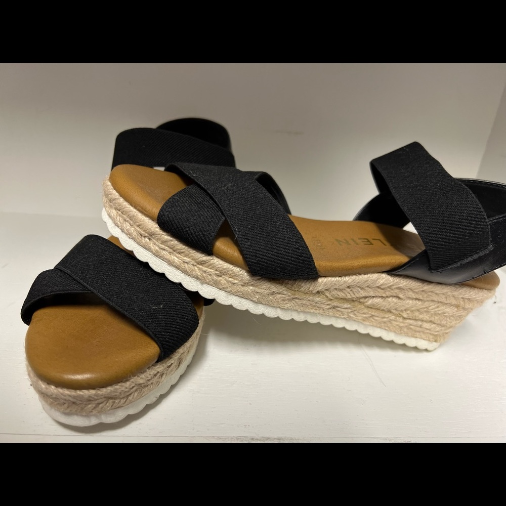 Anne Klein wedges